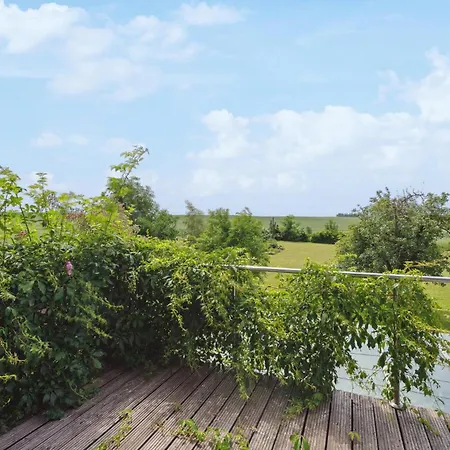 2 Bedroom Front In Am Salzhaff Pepelow