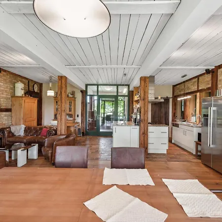 Lovely In Am Salzhaff With Kitchen * Pepelow